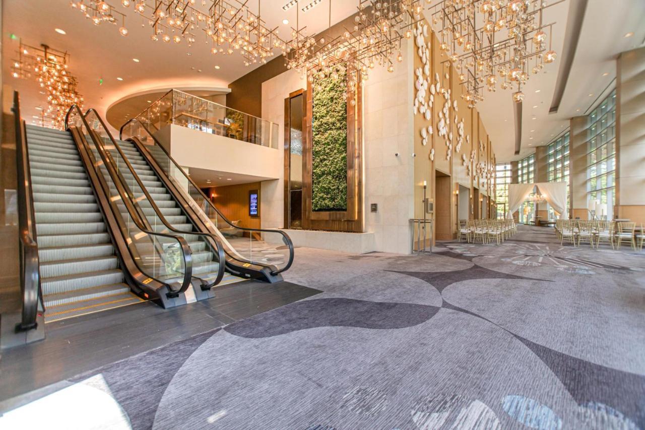 Hotel The Westin At The Woodlands Esterno foto